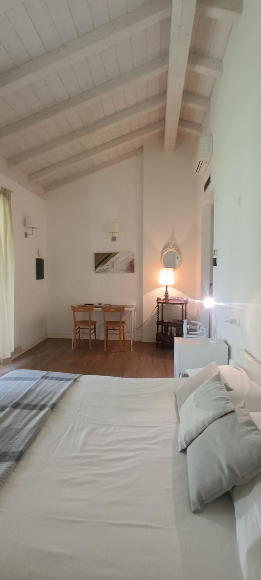 Cascina Borgofrancone Aparthotel เจราลาริโอ ภายนอก รูปภาพ