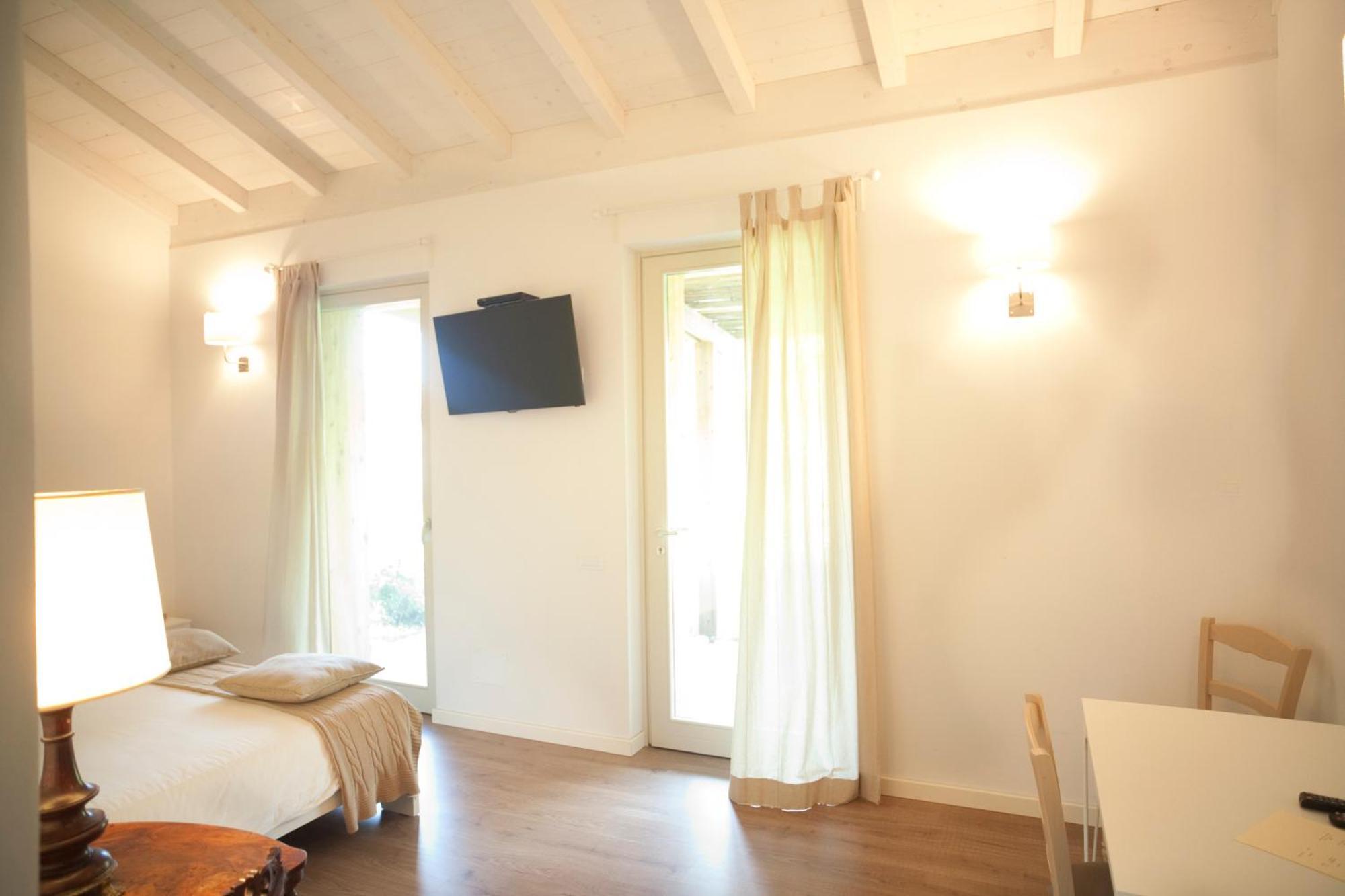 Cascina Borgofrancone Aparthotel เจราลาริโอ ภายนอก รูปภาพ