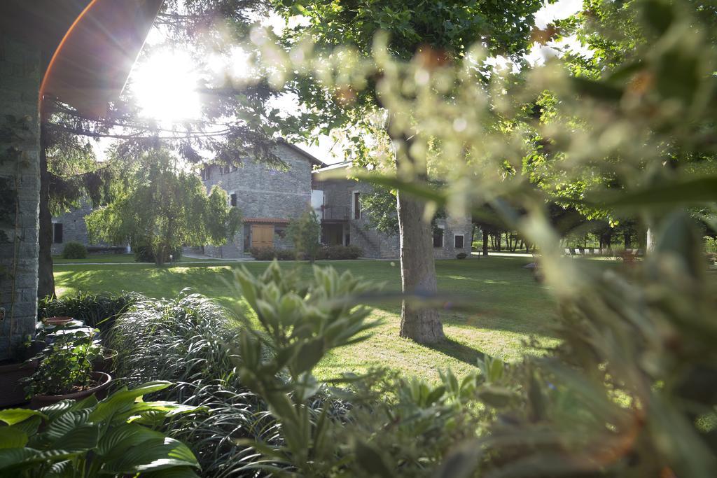 Cascina Borgofrancone Aparthotel เจราลาริโอ ภายนอก รูปภาพ